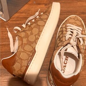 Coach Tan and Brown Signature Low-Top Sneakers